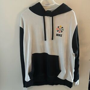 Nike hoodie sweatshirt